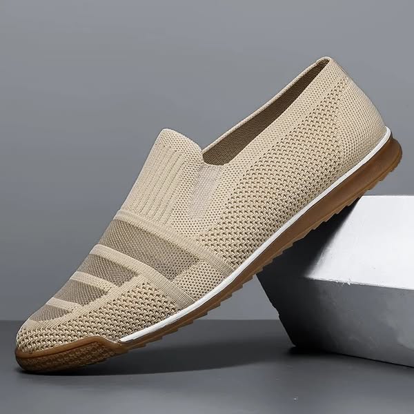 ASTOR KNIT SHOES