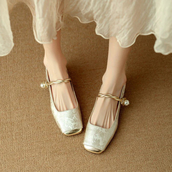 Elizabeth Jacquard Low Heels