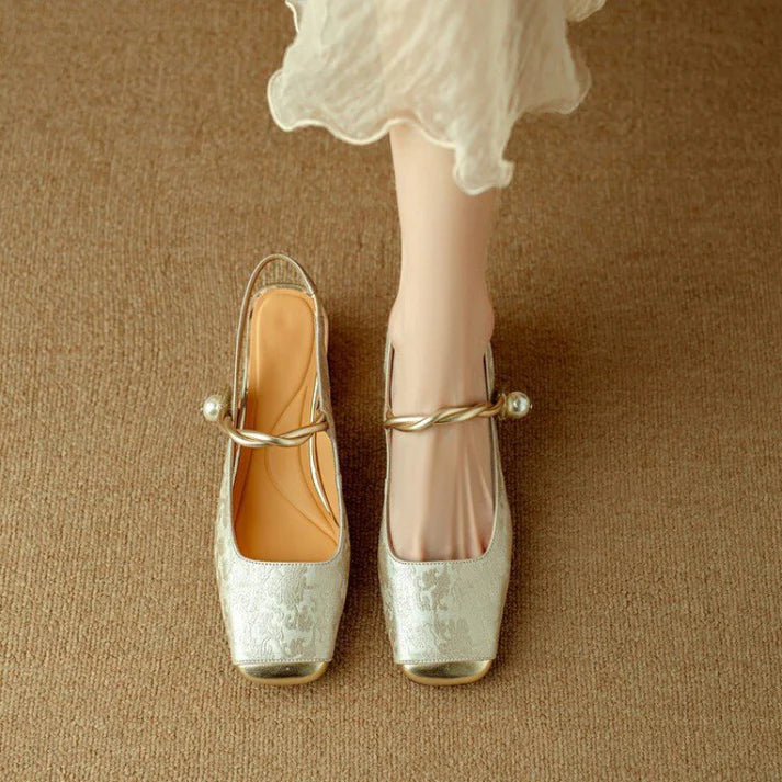 Elizabeth Jacquard Low Heels
