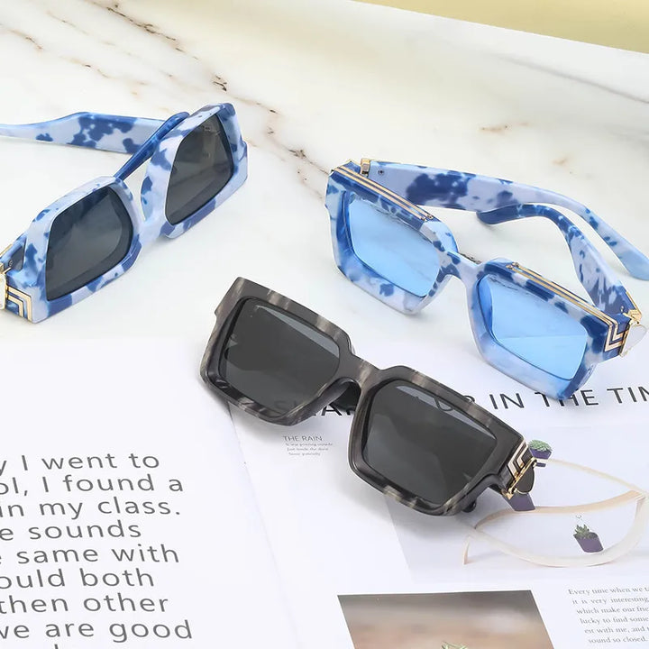 CALLISTO MARBLE SHADES